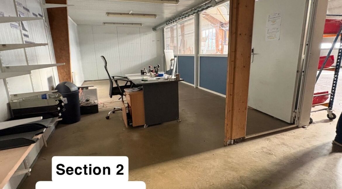 Local commercial 45 m² · à Iville · 45 m² · 3 000 €/mois